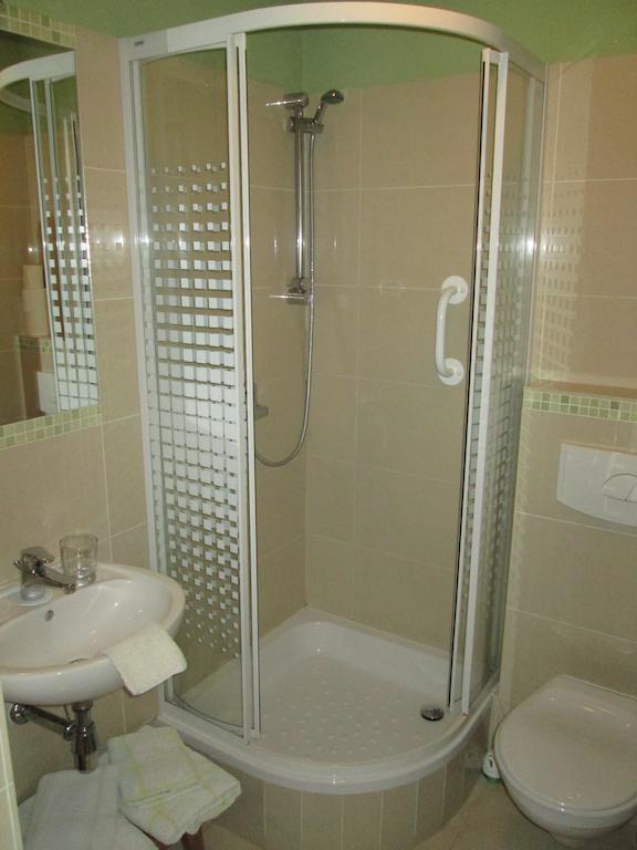 Hotel Zaulek Дебица Стая снимка