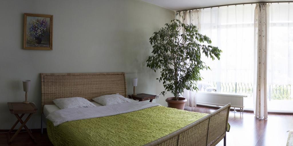 Hotel Zaulek Дебица Екстериор снимка
